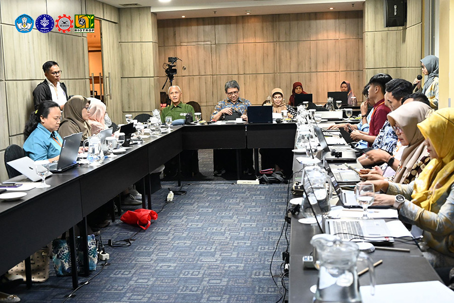 SEAMEO BIOTROP Hosts Scientific Writing Workshop and Media Day to Strengthen Science Communication